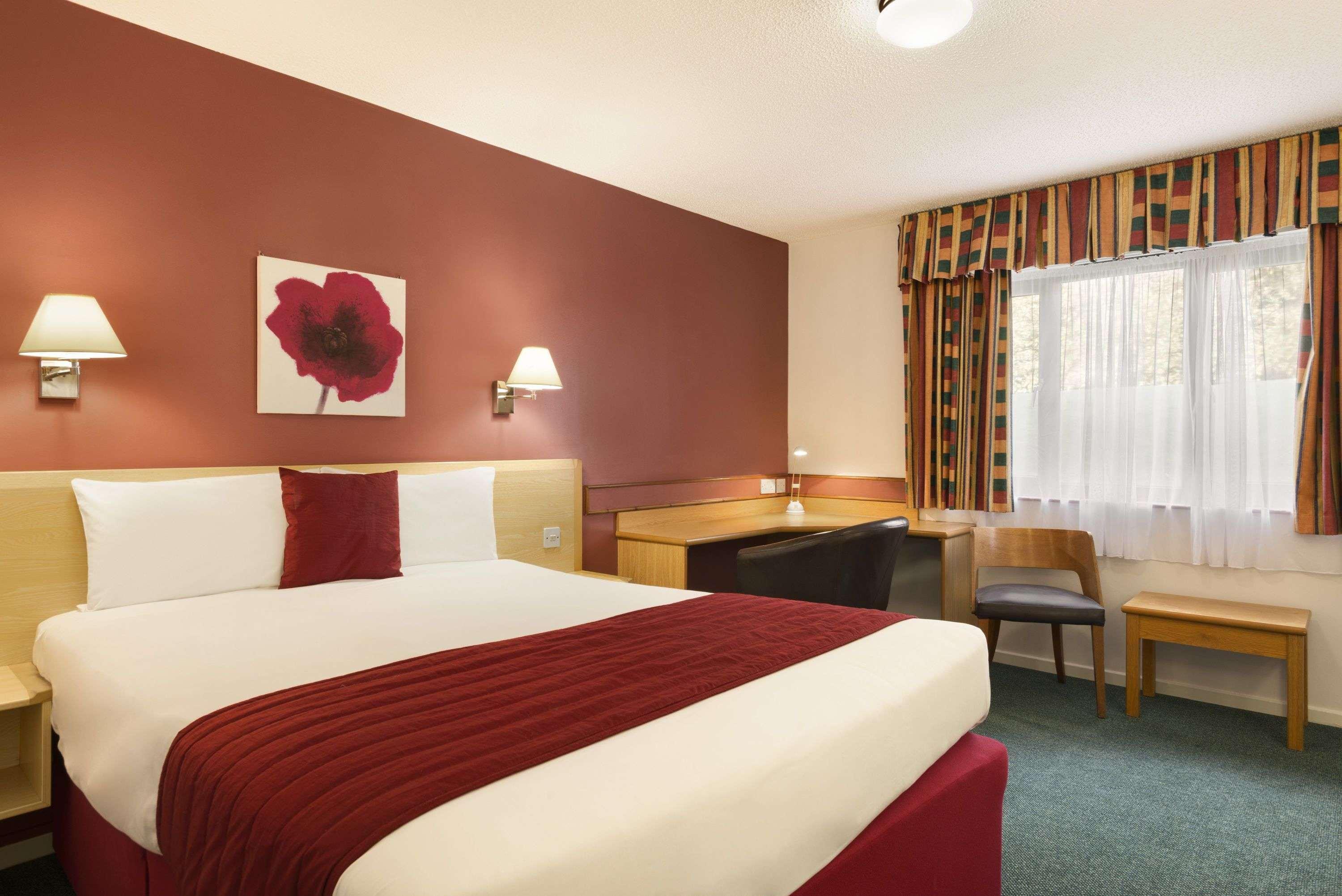 Days Inn Bradford M62 Ngoại thất bức ảnh